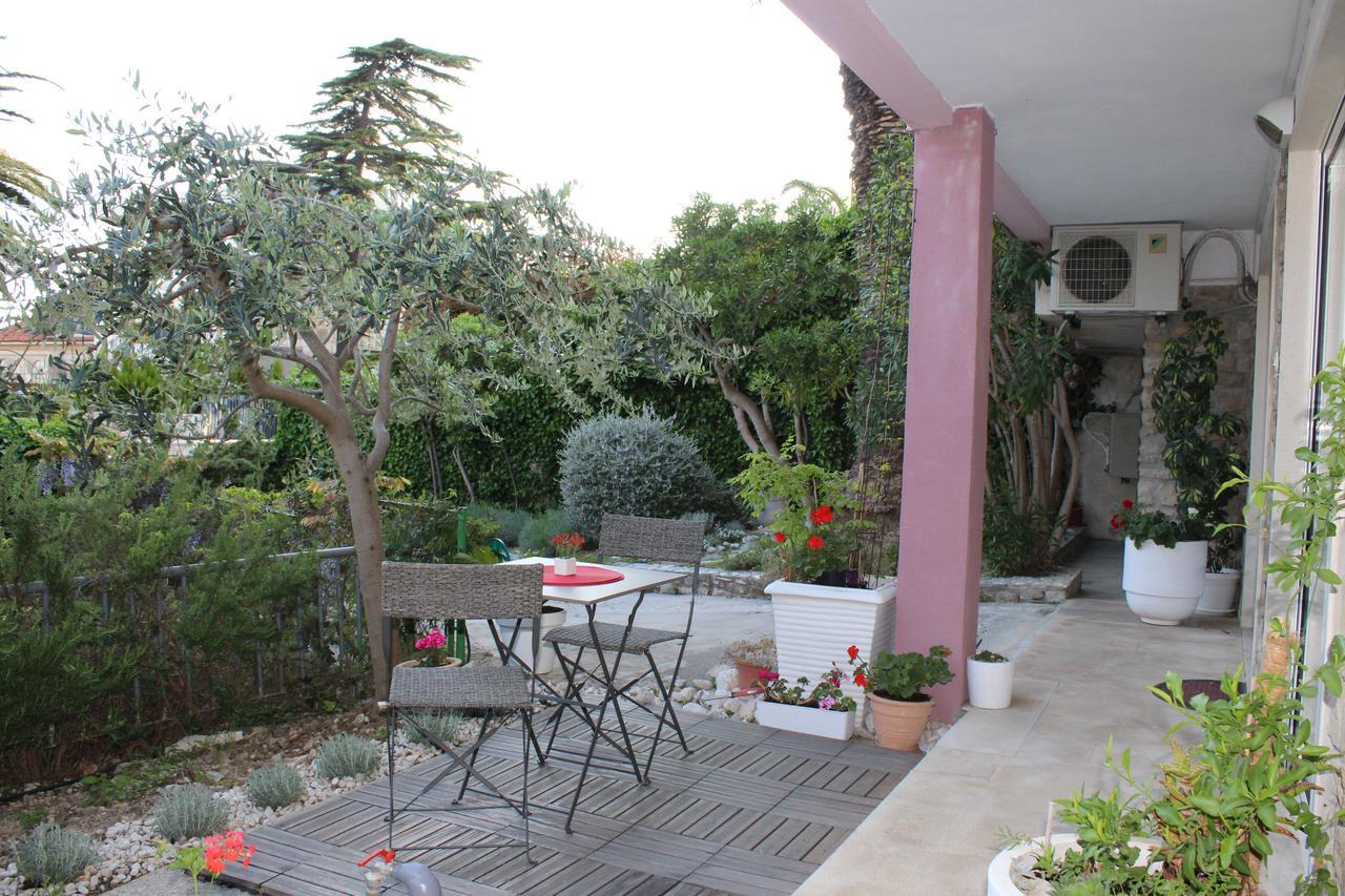 Apartment Nela And Vito Split Exterior photo